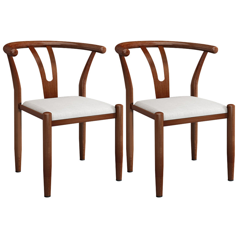 Chaises en métal de style contemporain