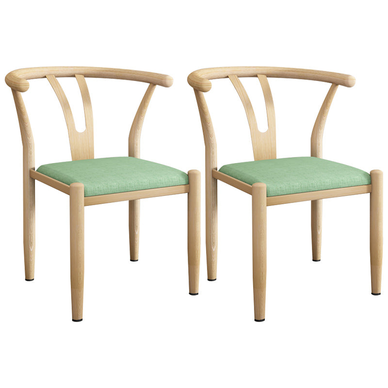 Chaises en métal de style contemporain