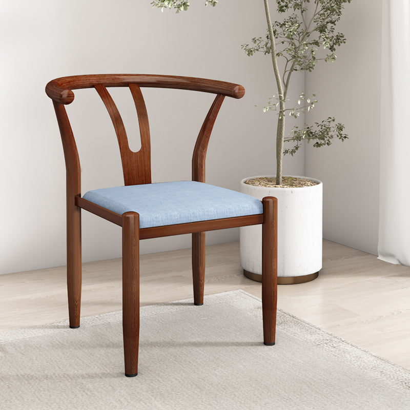 Chaises en métal de style contemporain