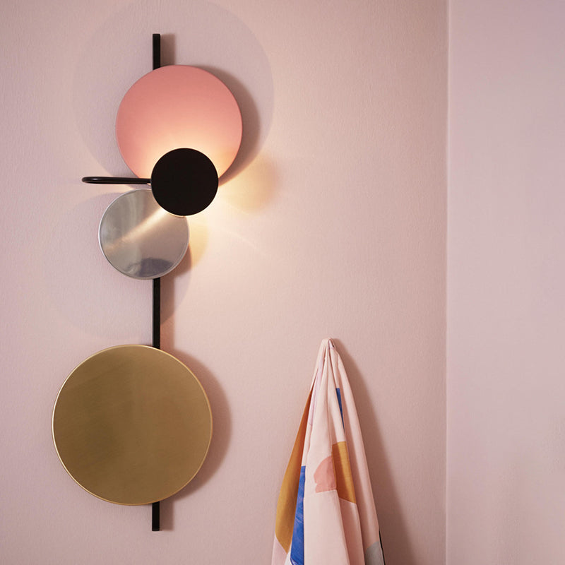 1 Light Wall Mounted Light Fixture Postmodern Metal Design Sconce Light Fixture