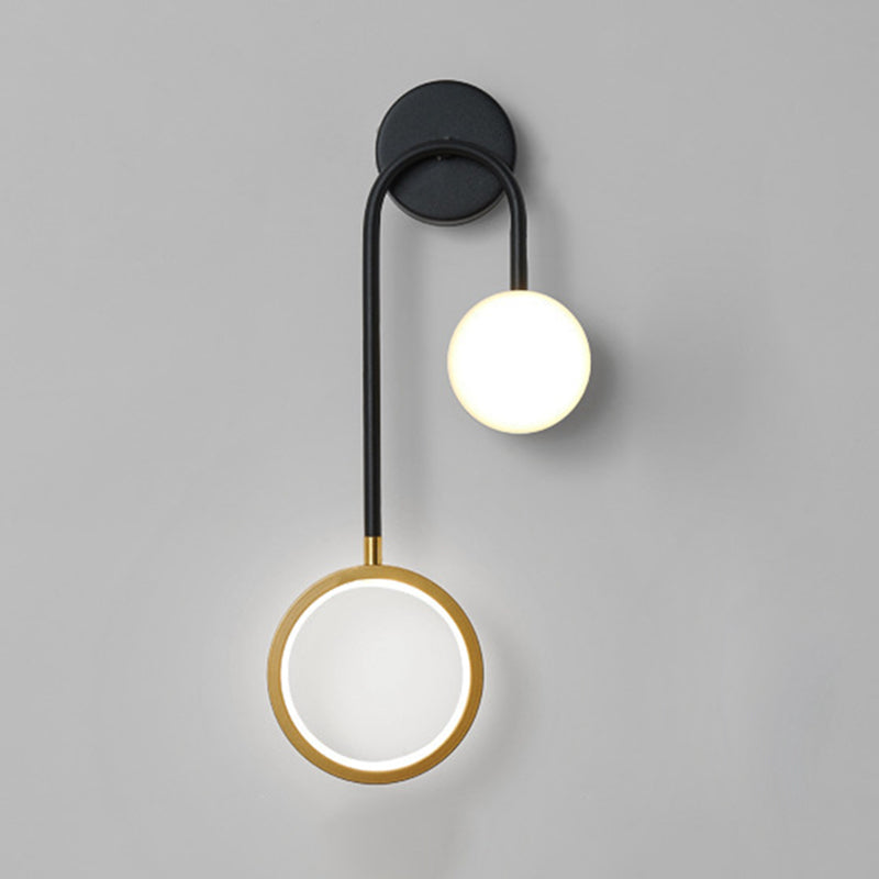 Acrílico modernista 2 luces LED Montaje Lucing Lámpara de pared Lámpara de pared en oro y negro