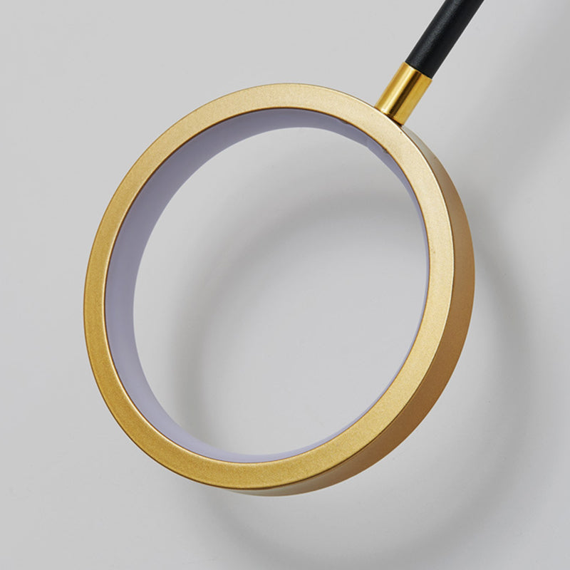 Acrílico modernista 2 luces LED Montaje Lucing Lámpara de pared Lámpara de pared en oro y negro