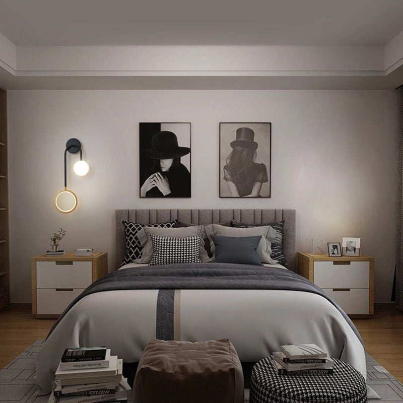 Acrílico modernista 2 luces LED Montaje Lucing Lámpara de pared Lámpara de pared en oro y negro