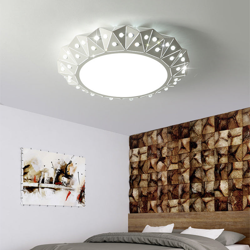 Gefacetteerde ronde Flushmount Licht met witte ijzeren schaduw warm/wit licht modernisme led foyer plafond licht, 16.5 "/22.5" breed