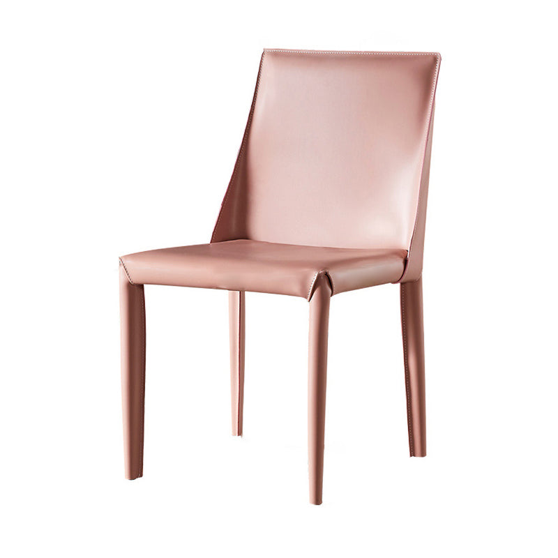 Chaise d'appoint en cuir de selle de restaurant de style design, finition mate, chaise de salle à manger Parsons
