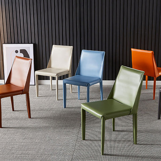 Chaise d'appoint en cuir de selle de restaurant de style design, finition mate, chaise de salle à manger Parsons