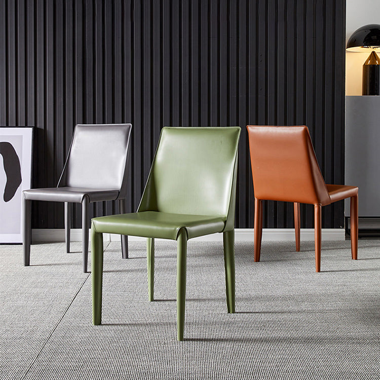 Chaise d'appoint en cuir de selle de restaurant de style design, finition mate, chaise de salle à manger Parsons