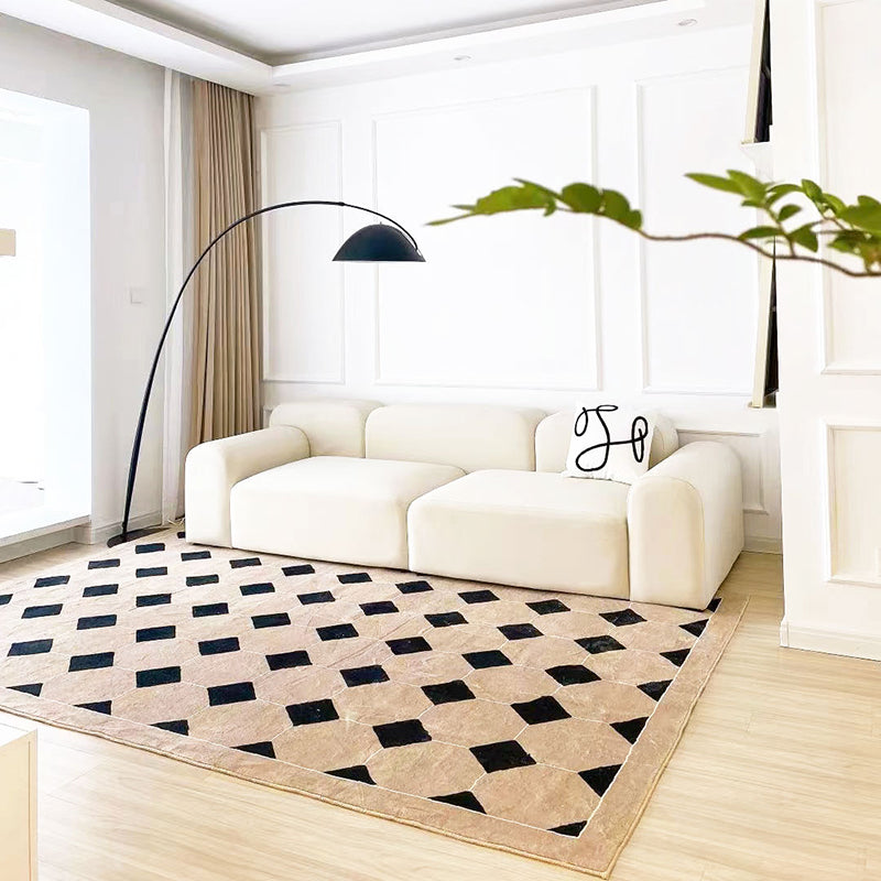 Black Modern Carpet Polyester Graphic Carpet Stain Resistant Carpet for Home Decor