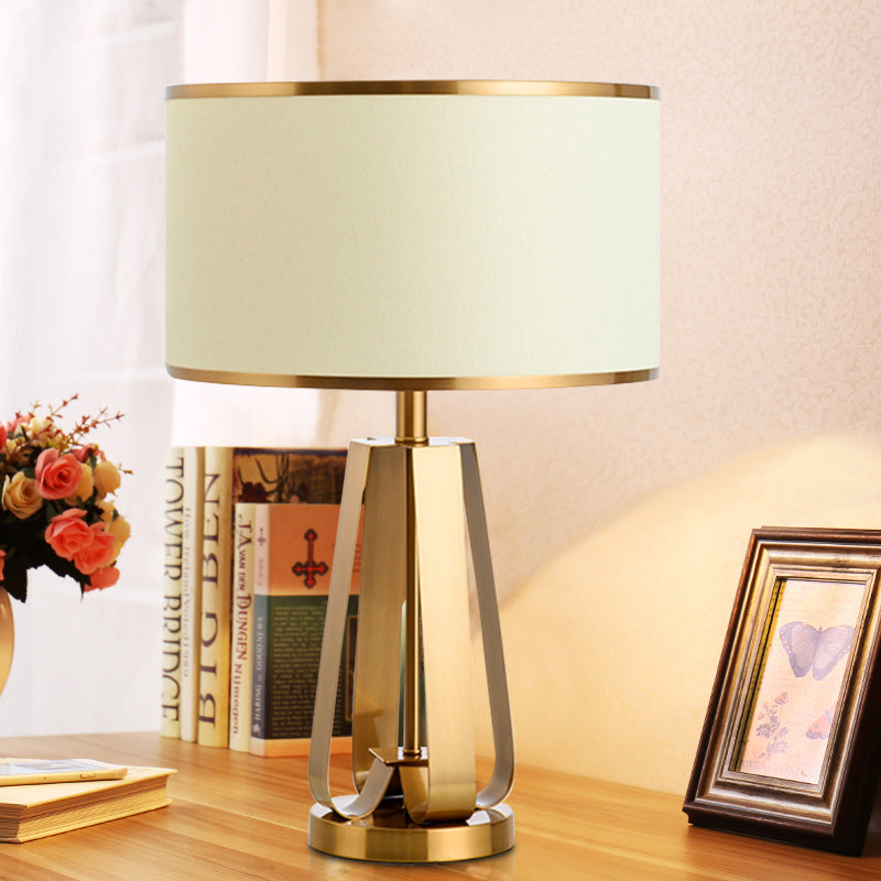 Stoff Drum Tischlampe Moderne 1 Kopf Gold Lesebuchbuch mit Metallbasis