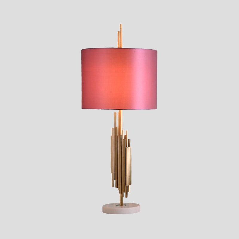 Lampada da comodino con paralume dritto, tessuto modernista, 1 lampadina, lampada da lettura, luce in rosa