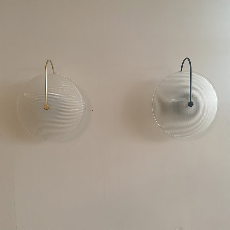 Round Sconce Light Fixtures Modern 1-Light Wall Mounted Lamp with Grass Shade