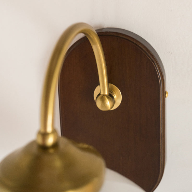 Flower Sconce Light Fixtures Modern 1-Light Brass Wall Mounted Lamp with Grass Shade