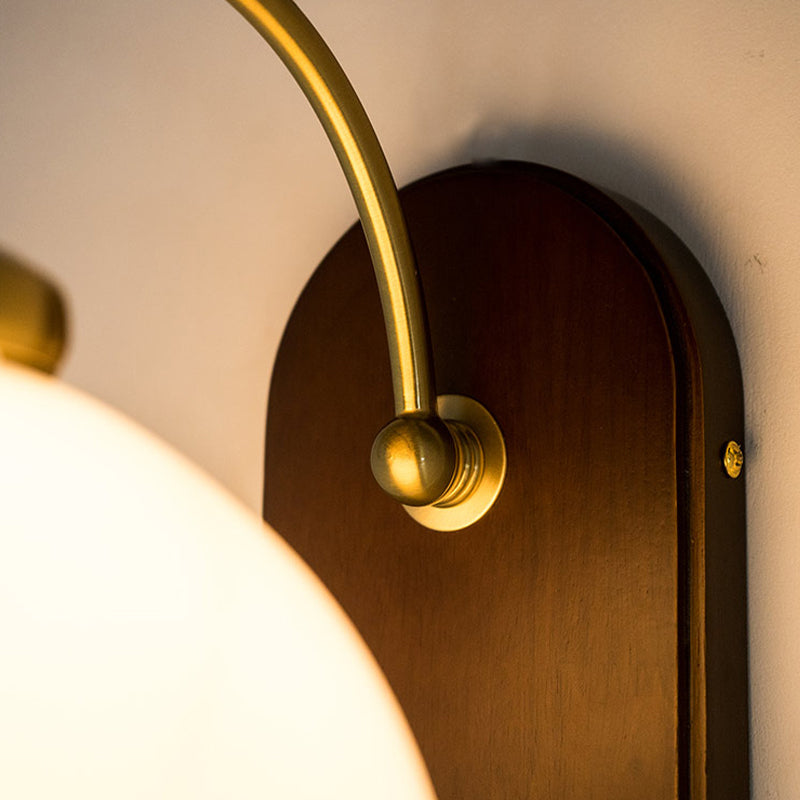 Flower Sconce Light Fixtures Modern 1-Light Brass Wall Mounted Lamp with Grass Shade