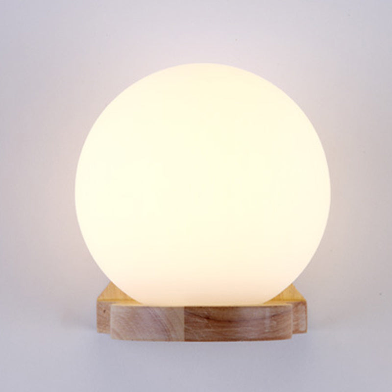 Prontoni contemporanei di vetro bianco e parete in legno una lampada montata a parete bub per soggiorno