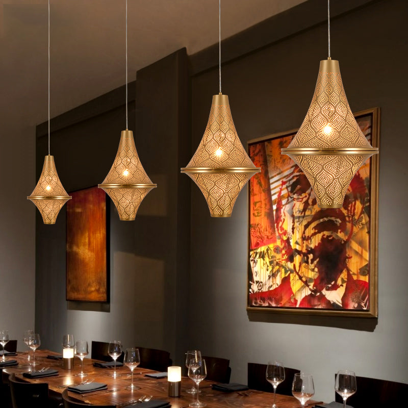 Luce a soffitto volante Arabo 14 "/21,5" H 1 Bulbo Metal Lighting Aibrizzazione in ottone