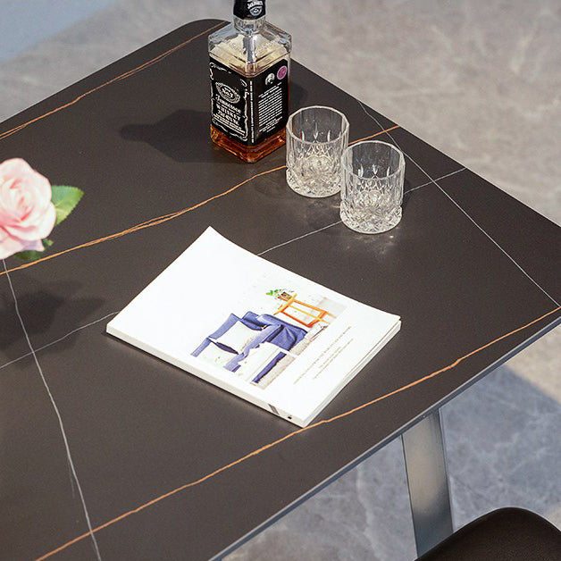 Industriële eettafel Zwart gesinterde stenen eettafel met dubbel voetstuk