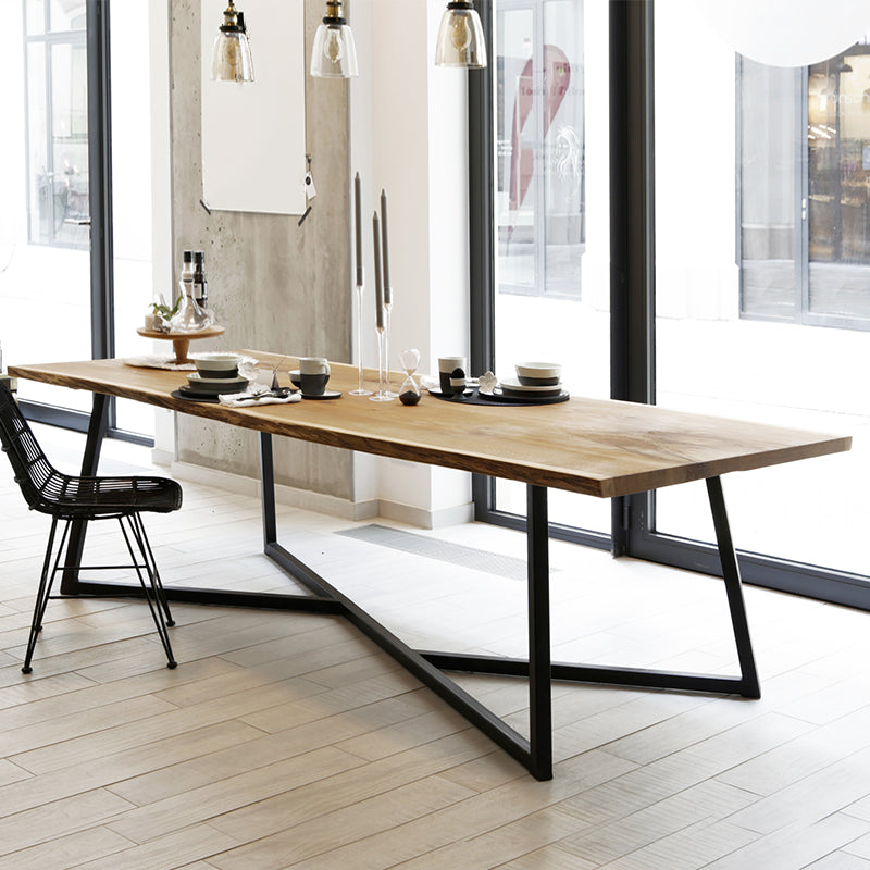 Industrieel vast hout kaki eettafel rechthoekige vorm eettafel met sleeënbasis