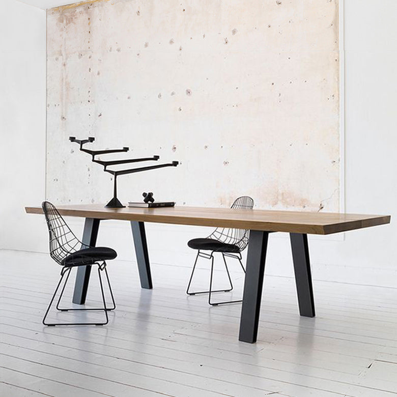 Mesa de comedor de rectángulo marrón industrial Mesa de comedor estándar de madera maciza con 4 patas Base