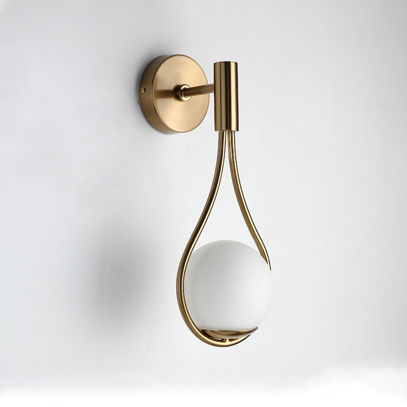 Moderner Stil Globe Wall Lampe Kit Glas 1 Leichte Wohnzimmerleuchten in Gold