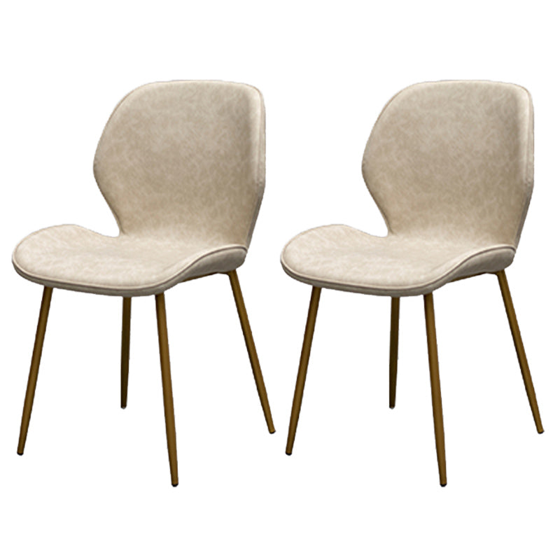 Chaise d'appoint de restaurant scandinave en cuir PU, chaise de salle à manger finition mate Parsons