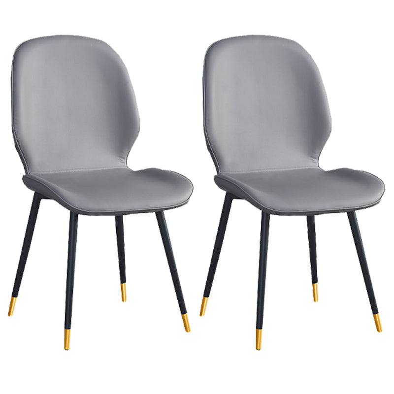 Chaise d'appoint scandinave pour la maison, chaise de salle à manger rembourrée en métal à dossier solide