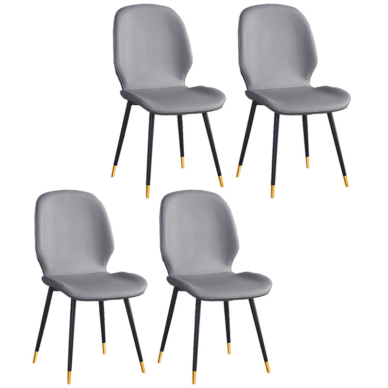 Chaise d'appoint scandinave pour la maison, chaise de salle à manger rembourrée en métal à dossier solide