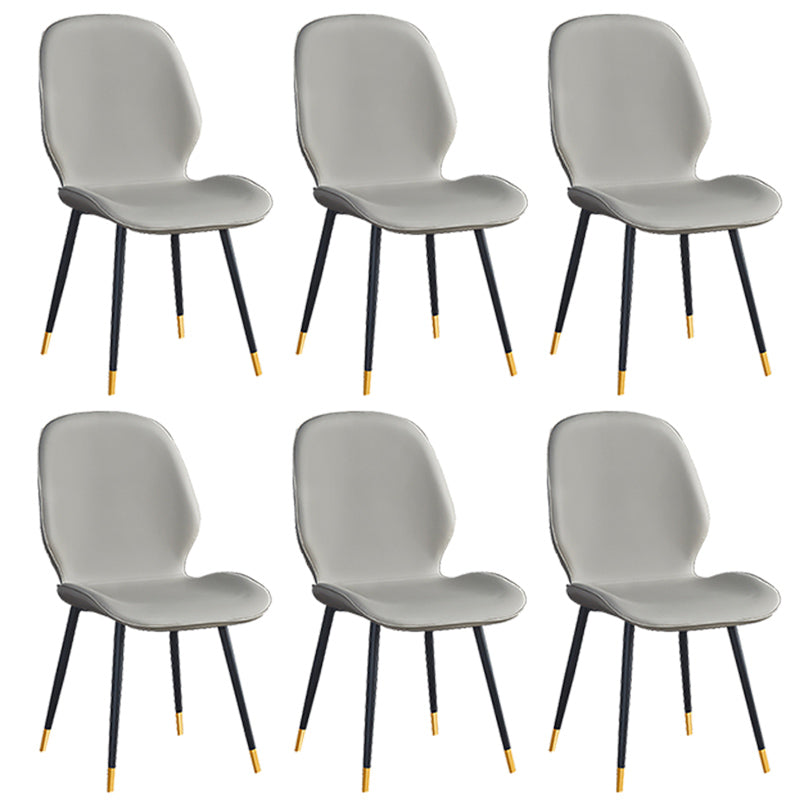 Chaise d'appoint scandinave pour la maison, chaise de salle à manger rembourrée en métal à dossier solide