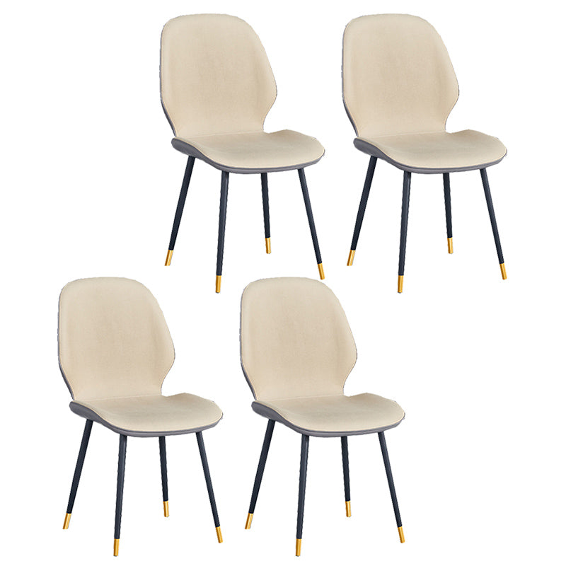Chaise d'appoint scandinave pour la maison, chaise de salle à manger rembourrée en métal à dossier solide