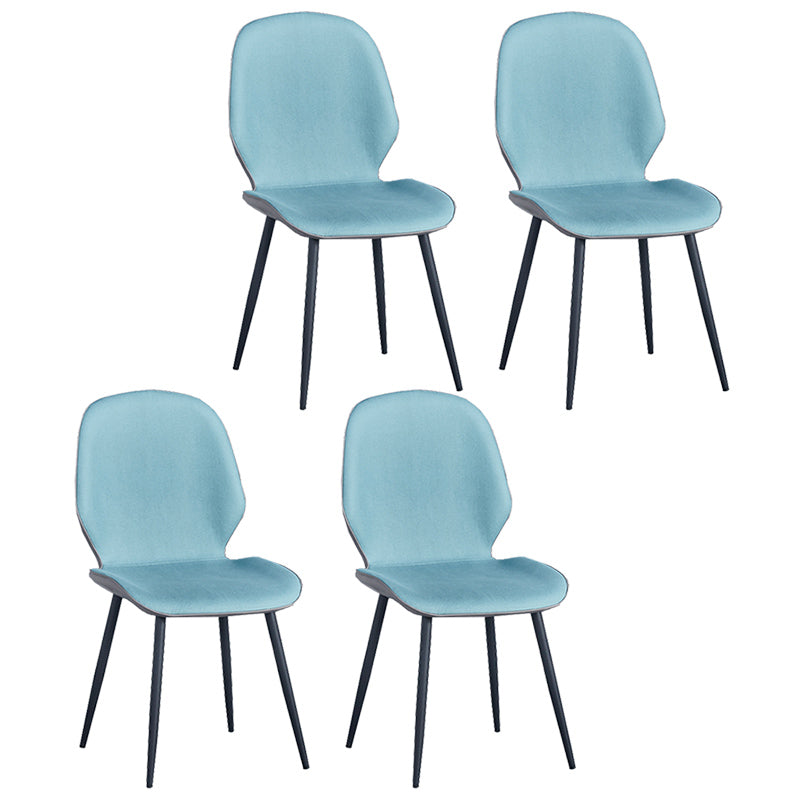 Chaise d'appoint scandinave pour la maison, chaise de salle à manger rembourrée en métal à dossier solide