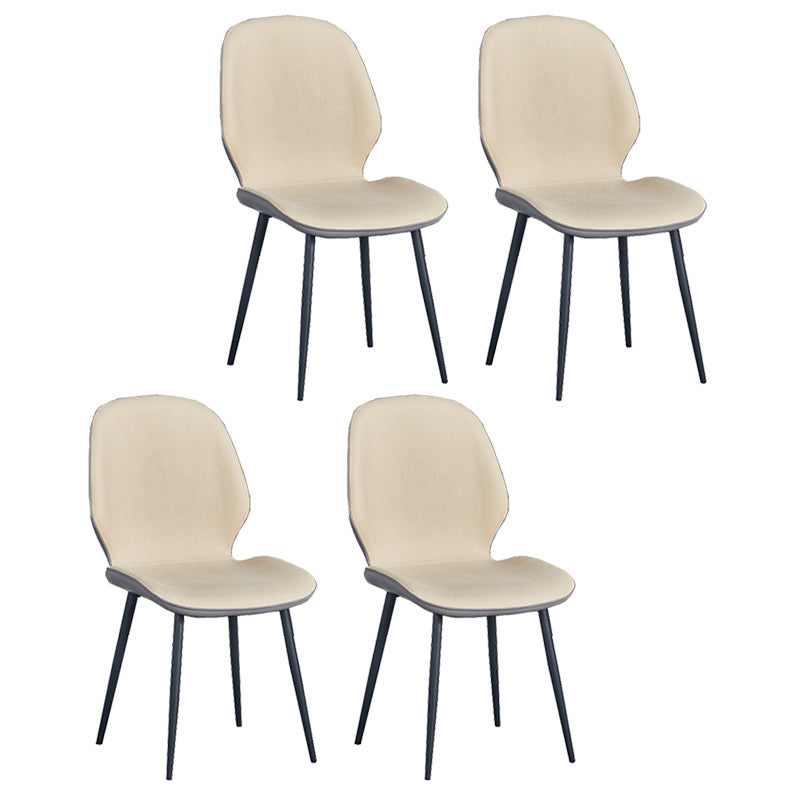 Chaise d'appoint scandinave pour la maison, chaise de salle à manger rembourrée en métal à dossier solide