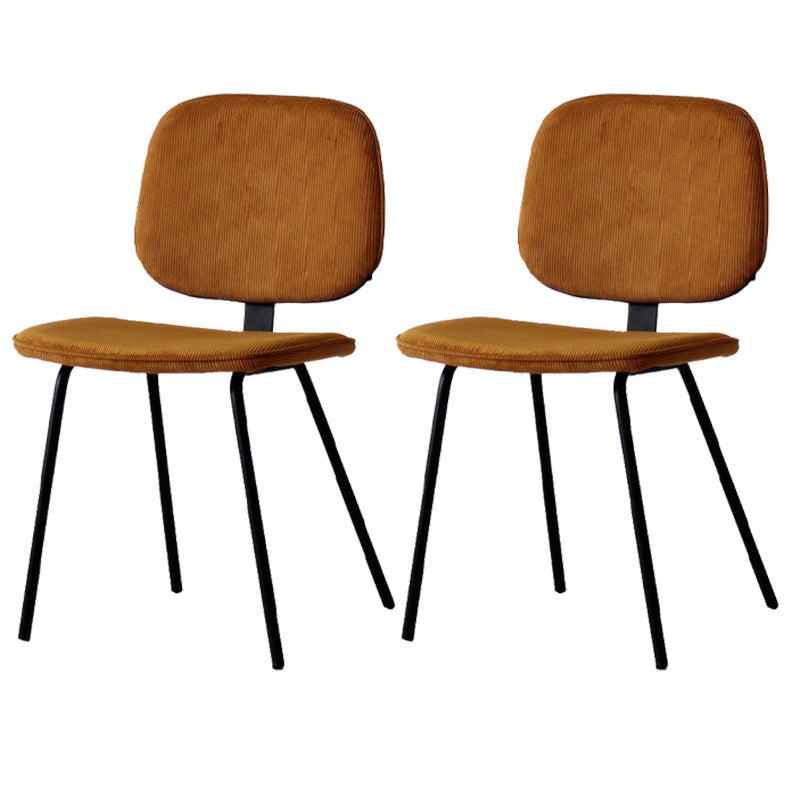 Chaise d'appoint scandinave à la maison, chaise de salle à manger rembourrée en métal à dossier ouvert