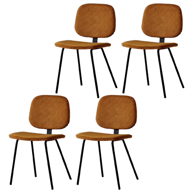 Chaise d'appoint scandinave à la maison, chaise de salle à manger rembourrée en métal à dossier ouvert
