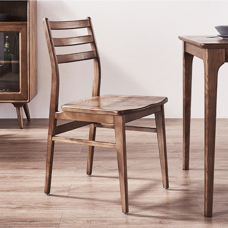 Chaise arrière contemporaine de 18 '' Wide Wood Dining Claid Back pour usage à domicile