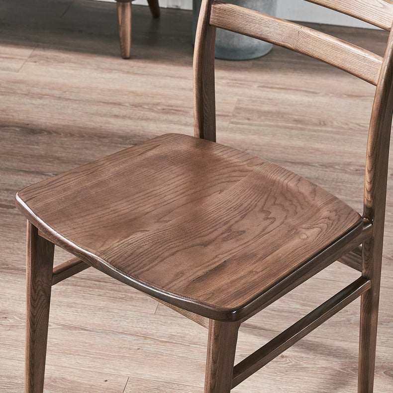 Chaise arrière contemporaine de 18 '' Wide Wood Dining Claid Back pour usage à domicile