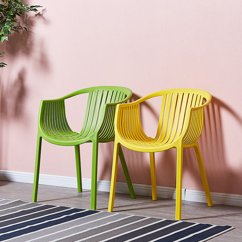 Home Zeitgenössischer Sessel mit Lamellenrücken, stapelbarer Esszimmerstuhl aus Kunststoff