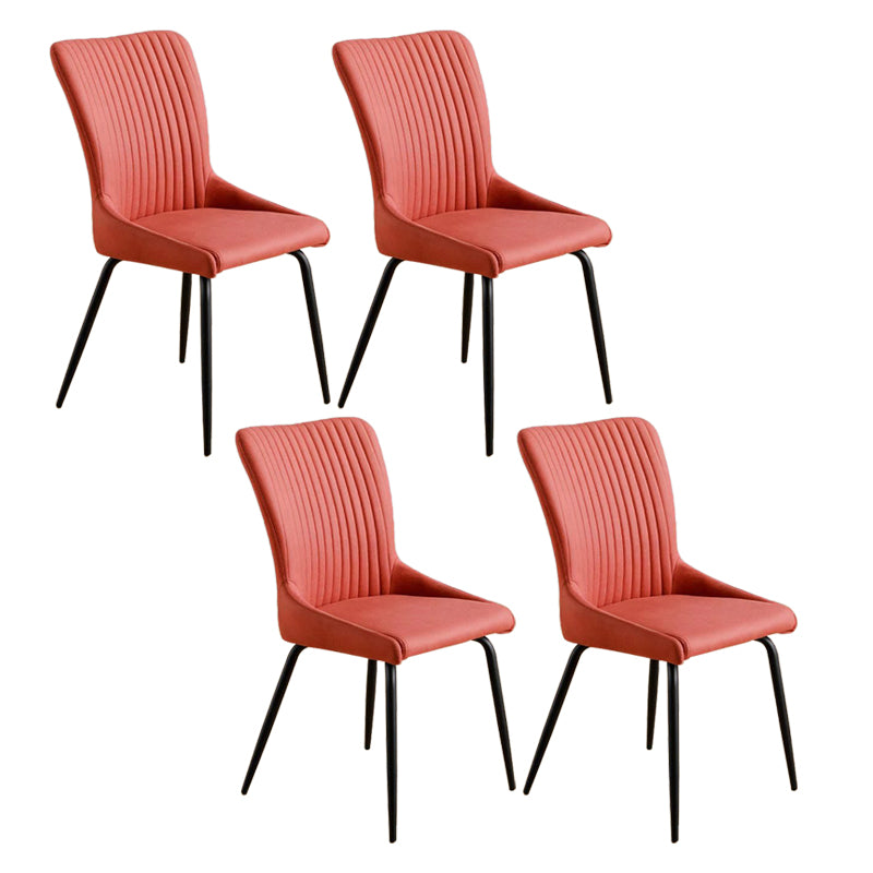 Leder-Skandinavischer Hotel-Beistellstuhl Parsons 18,5'' breiter Esszimmerstuhl mit schwarzen Beinen