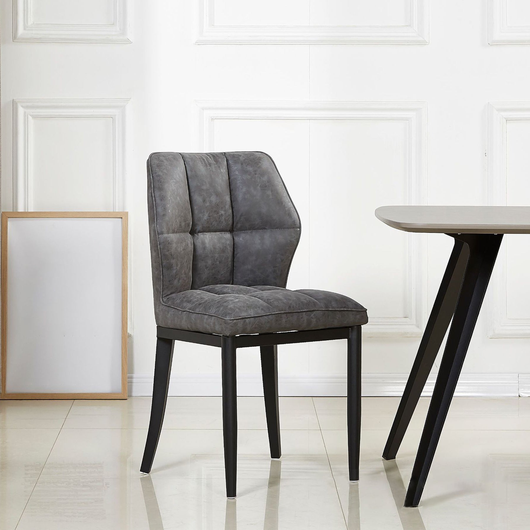 Sillas de comedor sin brazos de cuero, sillas laterales tapizadas modernas con patas de metal