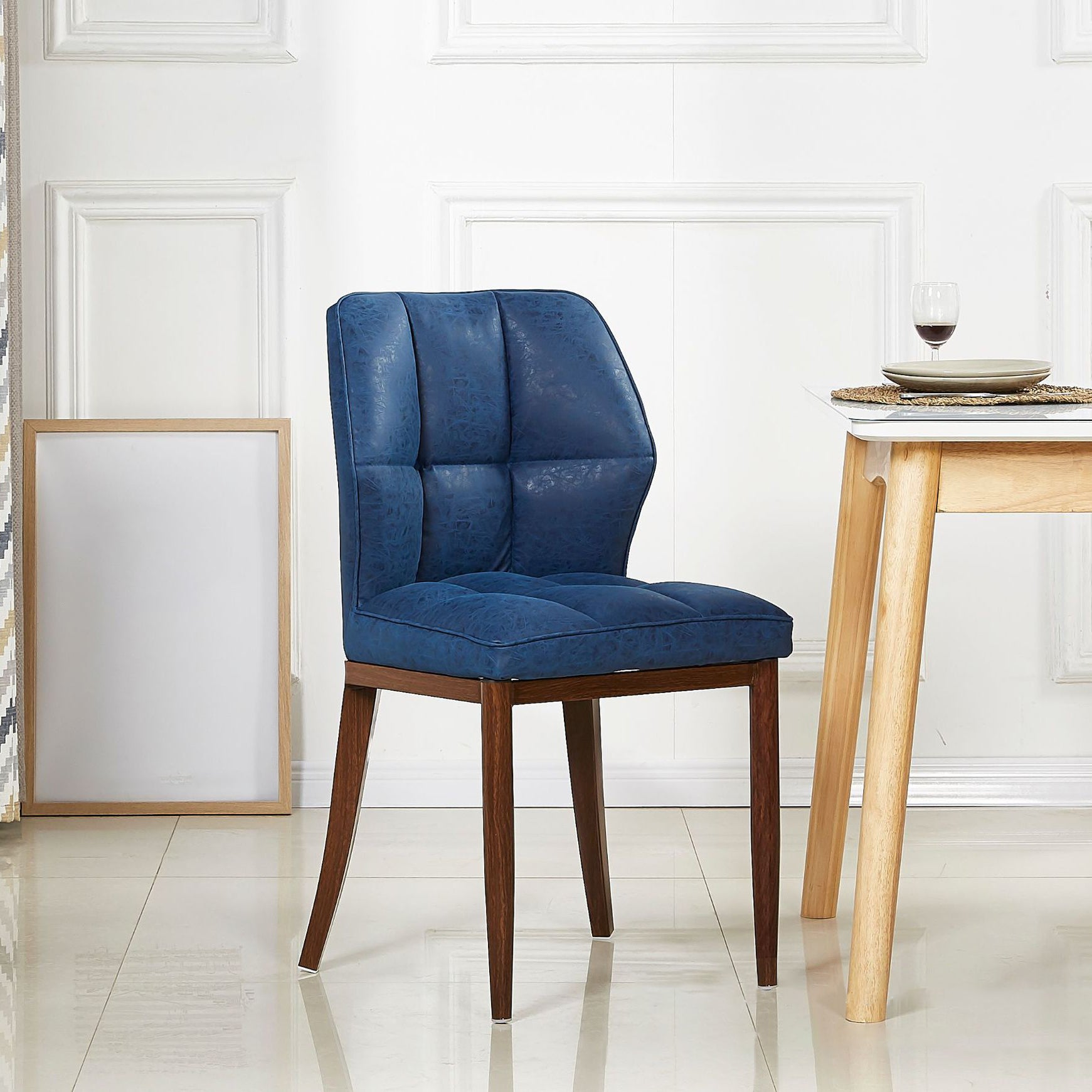 Sillas de comedor sin brazos de cuero, sillas laterales tapizadas modernas con patas de metal