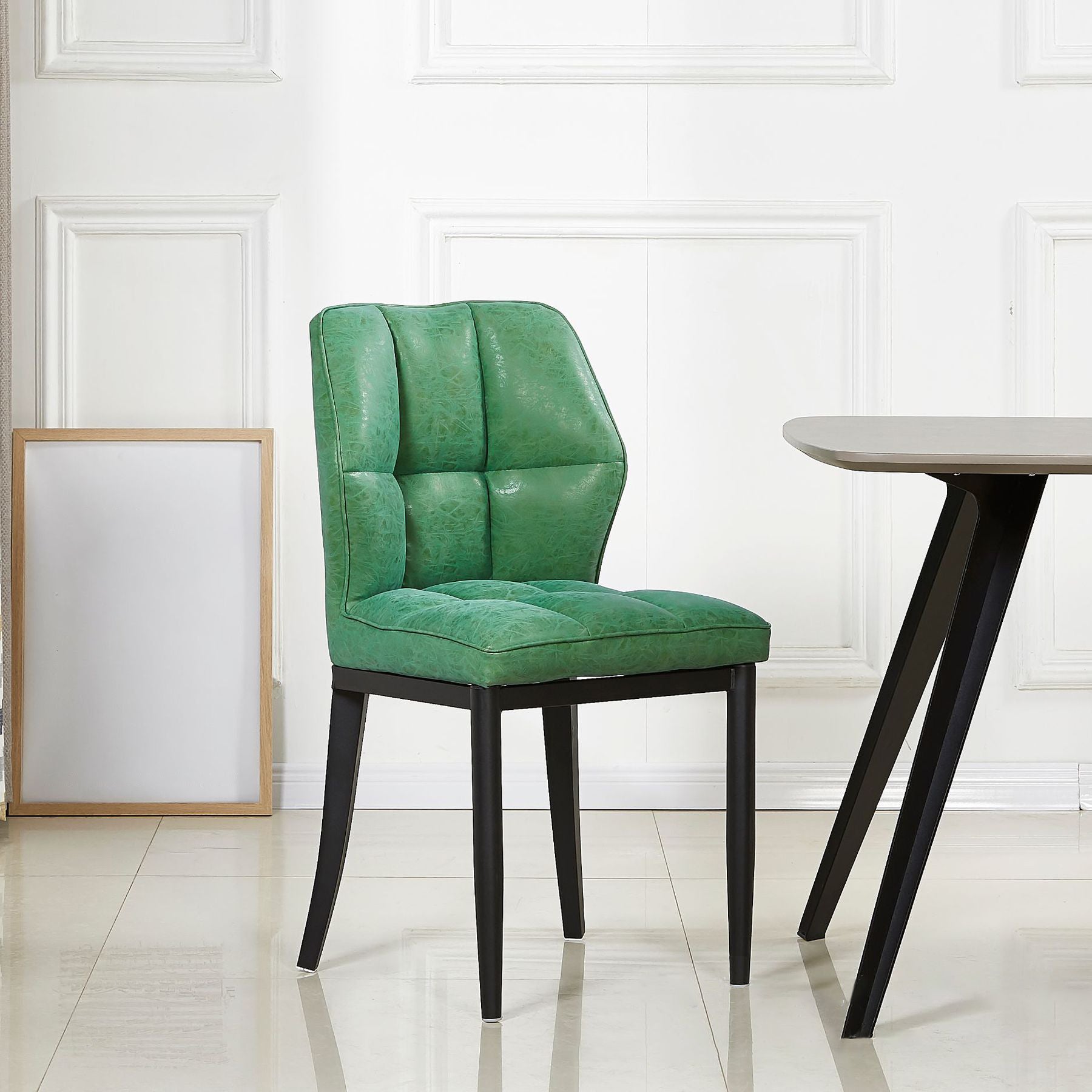 Sillas de comedor sin brazos de cuero, sillas laterales tapizadas modernas con patas de metal
