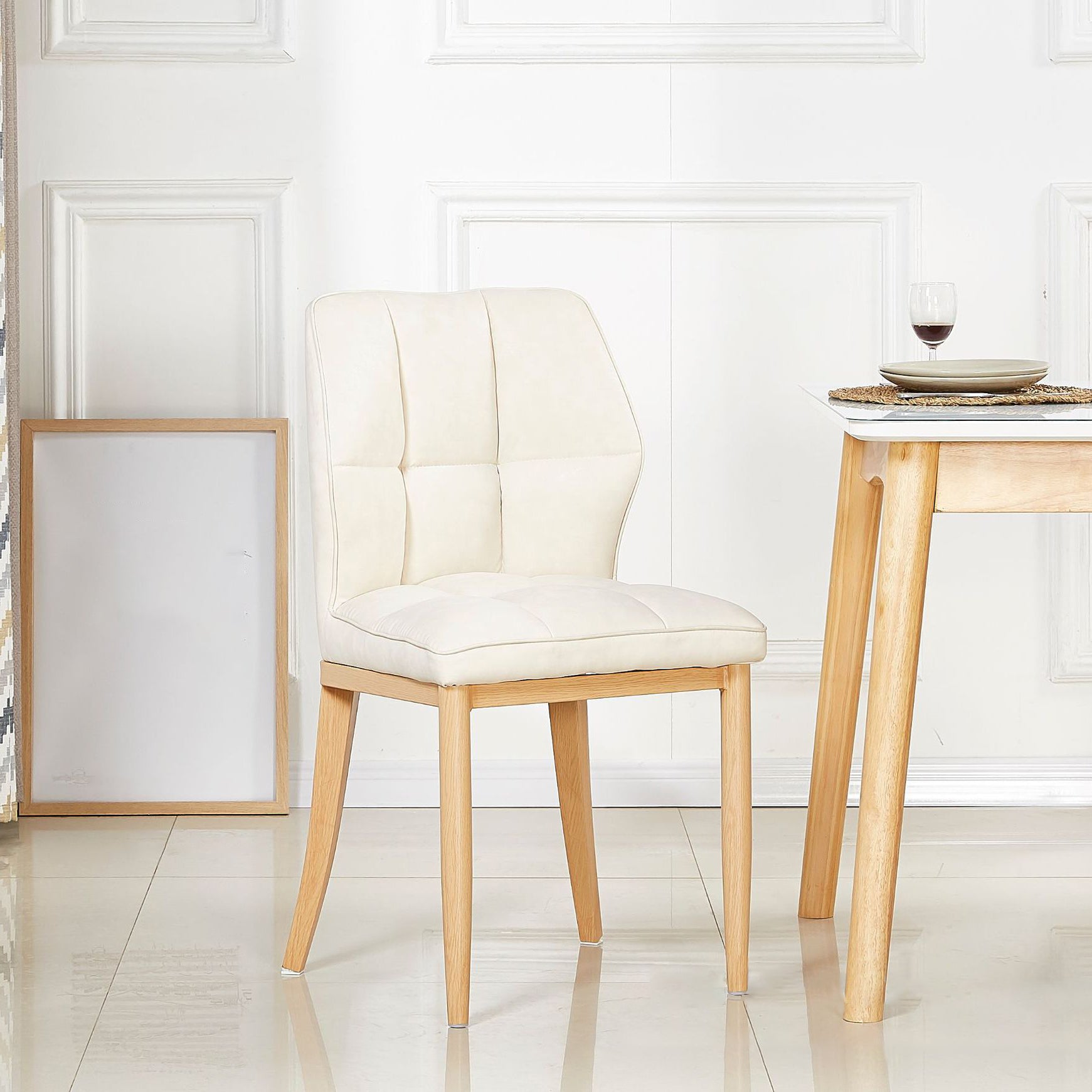 Sillas de comedor sin brazos de cuero, sillas laterales tapizadas modernas con patas de metal