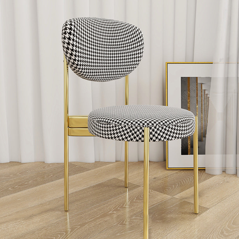 Chaise d'appoint en métal de Style Glam, finition mate, chaise de salle à manger à dossier ouvert pour usage domestique