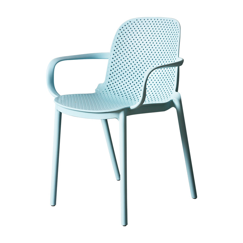 Sillón de comedor de plástico de estilo moderno Silla de comedor apilable multicolora