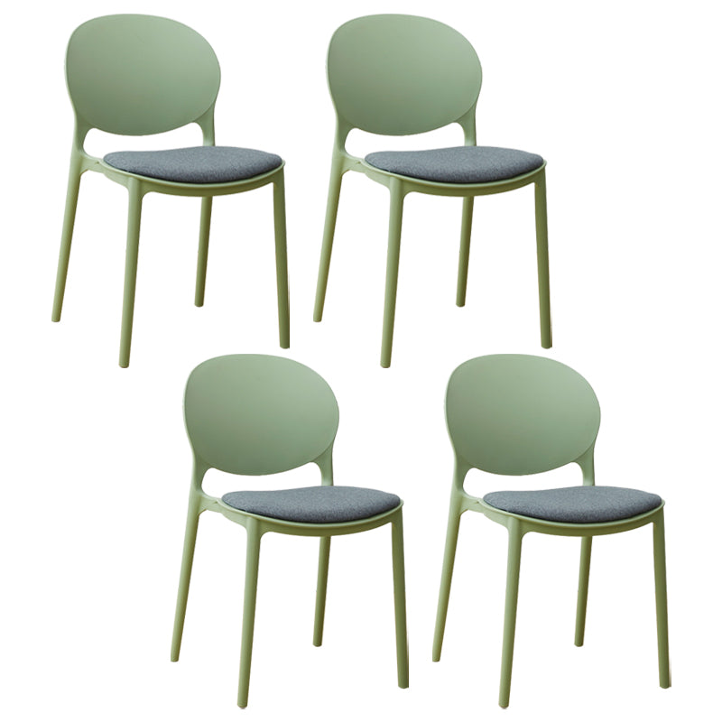 Chaise de salle à manger scandinave en plastique, chaise latérale à dossier ouvert avec 4 pieds pour usage domestique