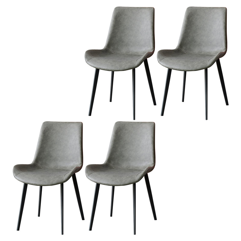 Silla de comedor industrial de metal con acabado metálico y respaldo sólido