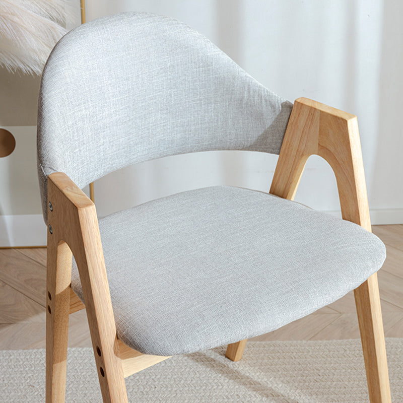 Silla de comedor abierta con acabado mate tapizada para tienda de té con leche escandinava