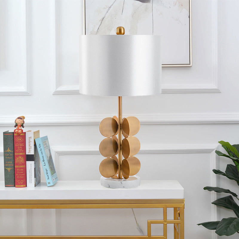 Stoffzylindrische Nachttischlampe zeitgenössische 1 Glühbirne Lesebuch Licht in Weiß