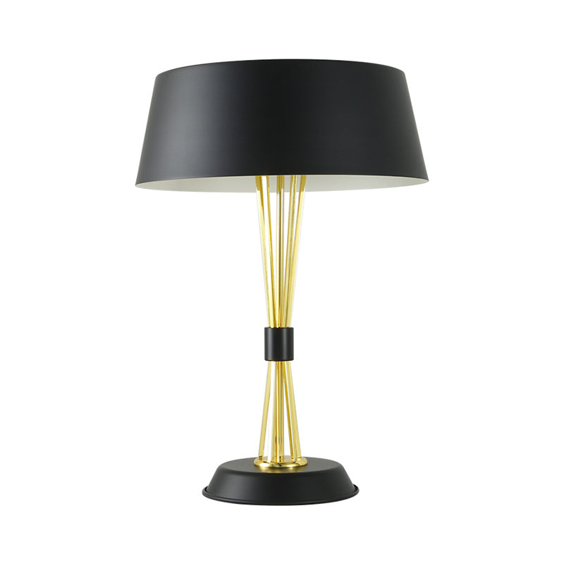 Lampe de nuit à tambour en métal moderniste 3 têtes d'éclairage de tâche noir pour le salon