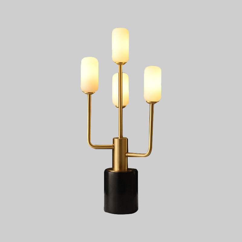 Lampada da tavolo a cilindro in vetro bianco Lampada da lavoro modernista in ottone a 4 teste con base in marmo