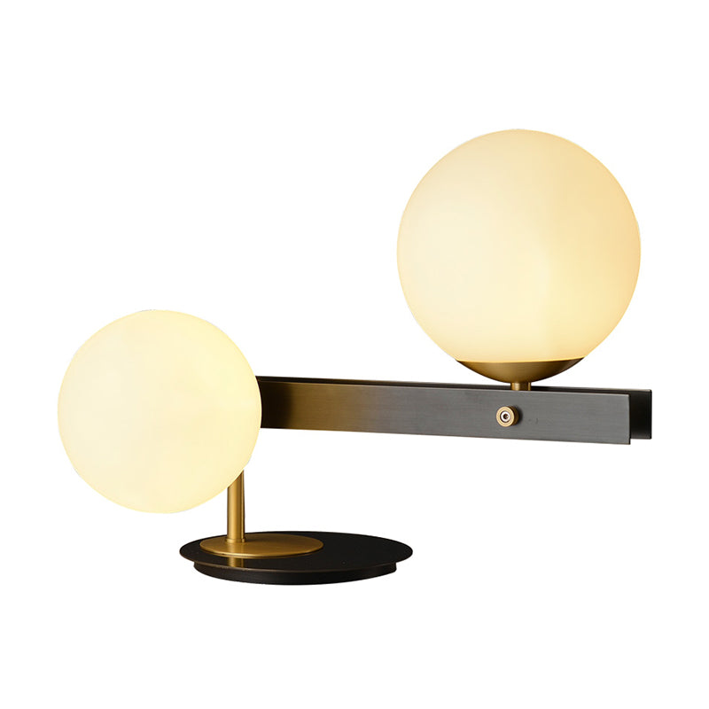Opal Glass Sphere Table Light Moderniste 2 Bulbes Small Desk Lampe With Black Metal Base