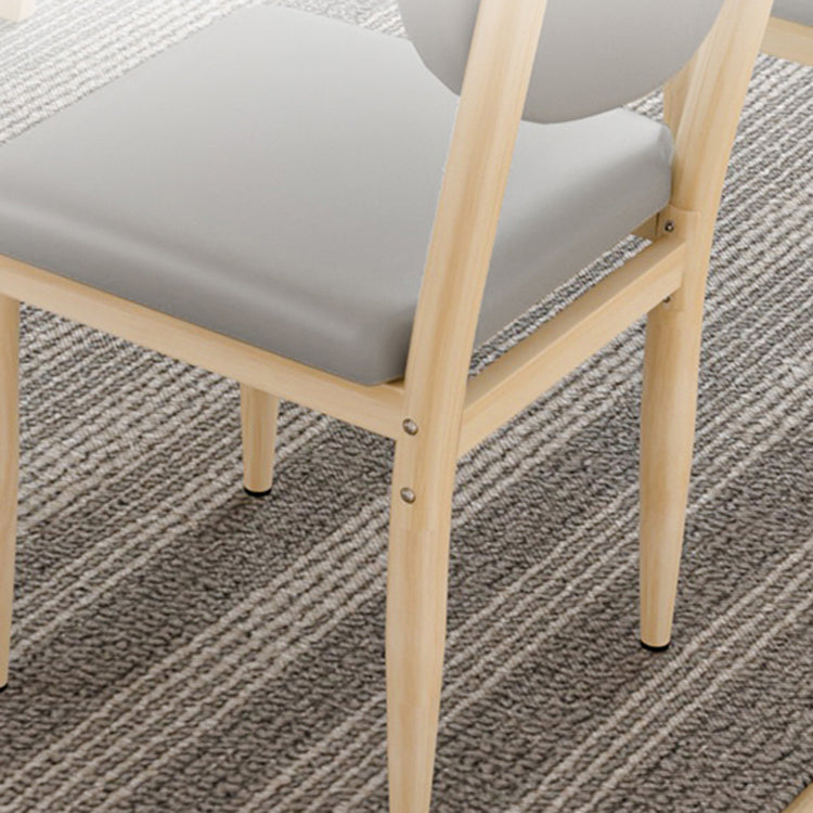 Chaise d'appoint scandinave pour la maison, chaise de salle à manger simple rembourrée en métal à dossier ouvert
